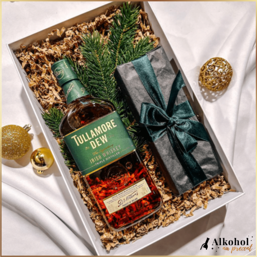ŚWIĄTECZNY ZESTAW TULLAMORE TULLAMORE D.E.W. WHISKEY + PIERNIKI - ZESTAW PREZENTOWY NA BOŻE NARODZENIE