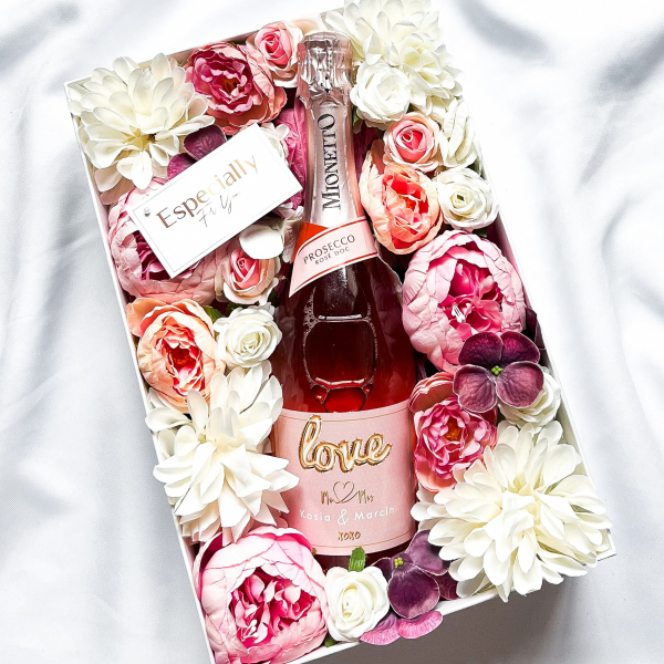 LOVE MIONETTO ROSÉ FLOWER BOX