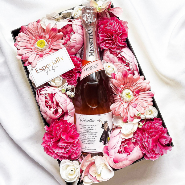 OBRONA MIONETTO ROSE WE FLOWERBOX BY CALLA - PREZENT NA OBRONĘ PRACY DYPLOMOWEJ