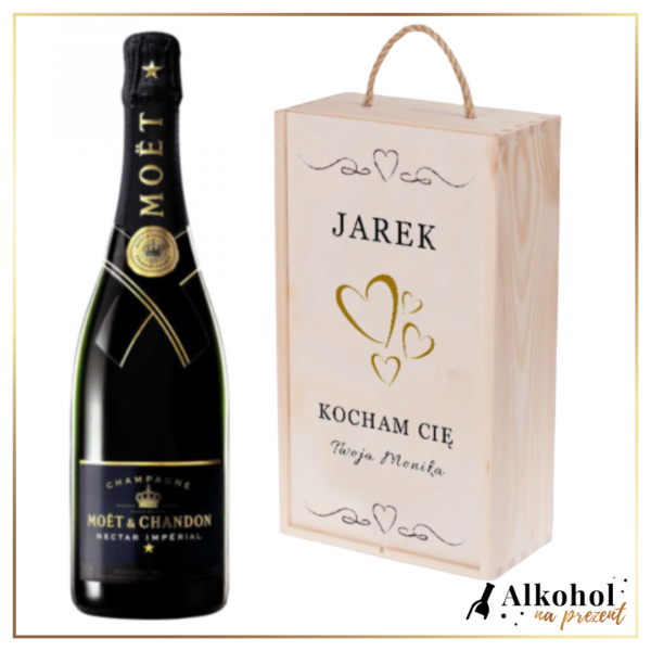 MIŁOSNY SZAMPAN MOET & CHANDON NECTAR IMPERIAL W DREWNIANEJ SKRZYNCE Z WŁASNYM TEKSTEM