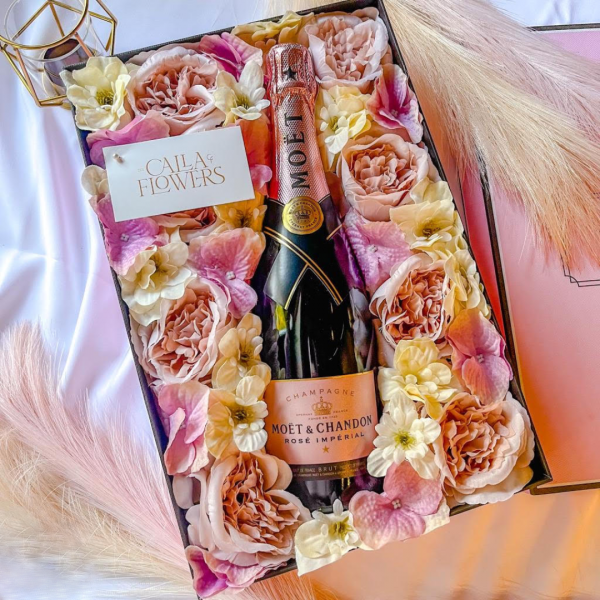 MOËT & CHANDON ROSE IMPERIAL FLOWER BOX NA KAŻDĄ OKAZJĘ