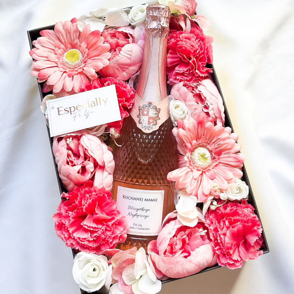MICHELANGELO SPUMANTE ROSE FLOWER BOX - PREZENT NA KAŻDĄ OKAZJĘ
