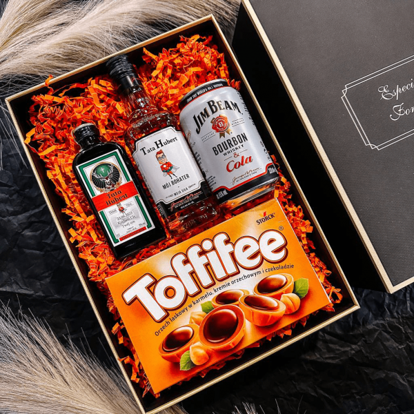 ZESTAW NA DZIEŃ TATY JIM BEAM WHITE MINI + JAGERMEISTER MINI + TOFFIFEE - PREZENT NA DZIEŃ TATY