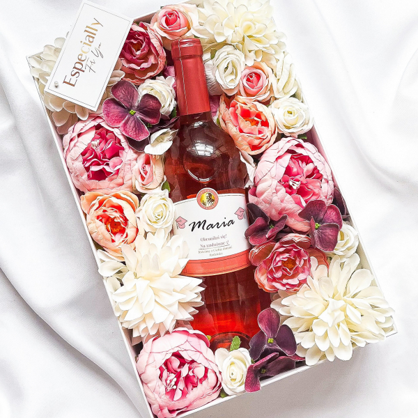 OBRONA CARLO ROSSI PINK MOSCATO WE FLOWERBOX BY CALLA - PREZENT NA OBRONĘ PRACY DYPLOMOWEJ